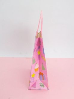 Пакет подарочный крафтовый "День рождения", торт (21*25,5*10) 7 nana.by Пакет подарочный крафтовый "День рождения", торт (21*25,5*10) — изображение 3
