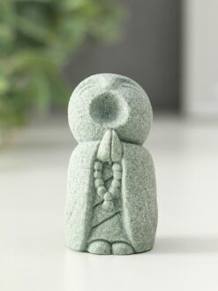 Фигурка песчаник «Буддийский монах с чётками - священные писания», 3х3х5.5 см 6 nana.by Фигурка песчаник «Буддийский монах с чётками - священные писания», 3х3х5.5 см — изображение 2